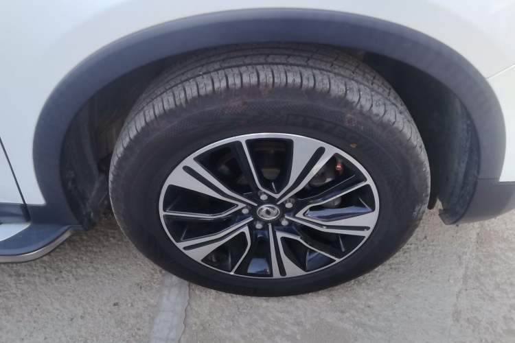 Used Dongfeng Aeolus AX7 2018 Classic 1.6T Automatic Luxury Model Right Front Wheel Hub
