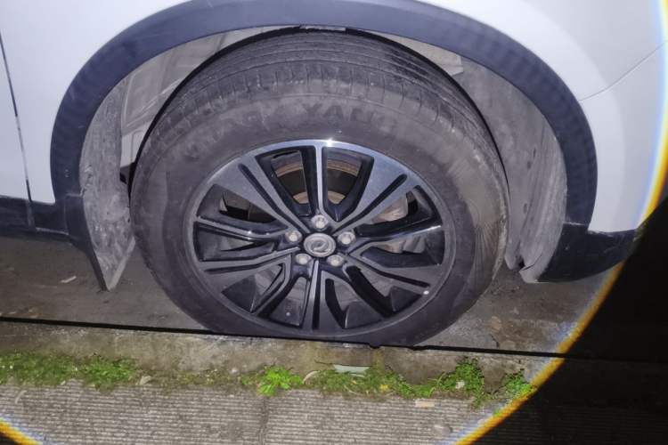 Used Dongfeng Aeolus AX7 2018 Classic 1.6T Automatic Luxury Model Right Front Wheel Hub