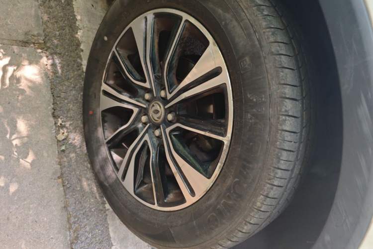 Used Dongfeng Aeolus AX7 2018 Classic 1.6T Automatic Luxury Model Right Front Wheel Hub