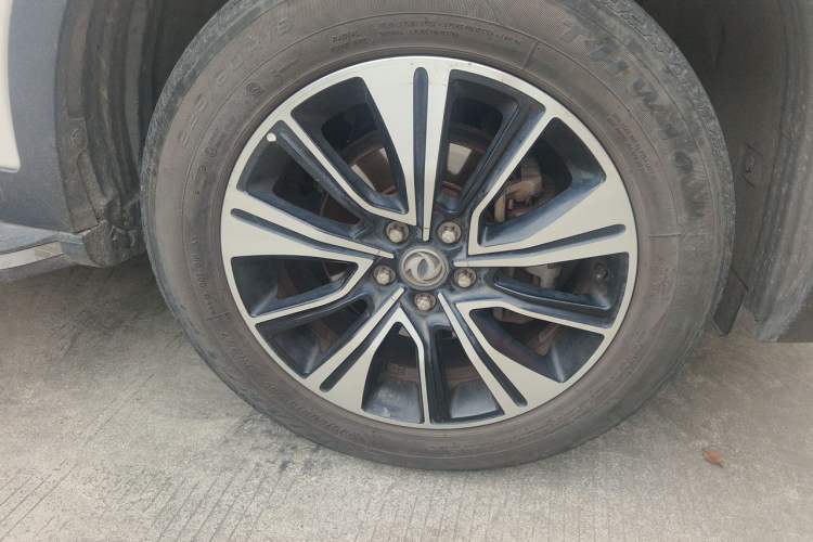 Used Dongfeng Aeolus AX7 2018 Classic 1.6T Automatic Luxury Model Right Front Wheel Hub
