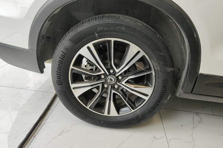 Used Dongfeng Aeolus AX7 2018 Classic 1.6T Automatic Luxury Model Right Rear Wheel Hub