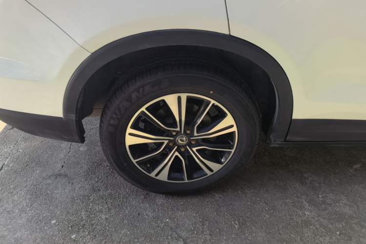 Used Dongfeng Aeolus AX7 2018 Classic 1.6T Automatic Elite Model Right Rear Wheel Hub