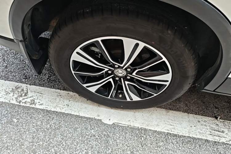 Used Dongfeng Aeolus AX7 2018 Classic 1.6T Automatic Luxury Model Right Rear Wheel Hub