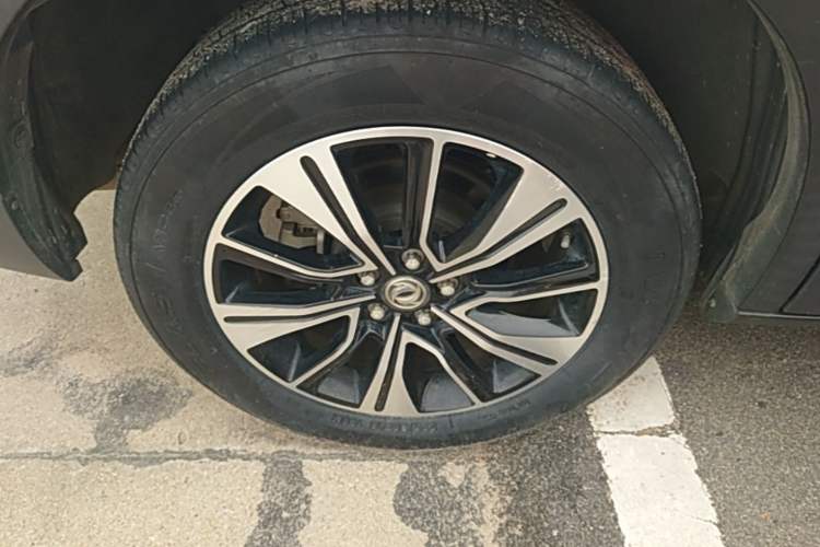 Used Dongfeng Aeolus AX7 2018 Classic 1.6T Automatic Elite Model Right Rear Wheel Hub