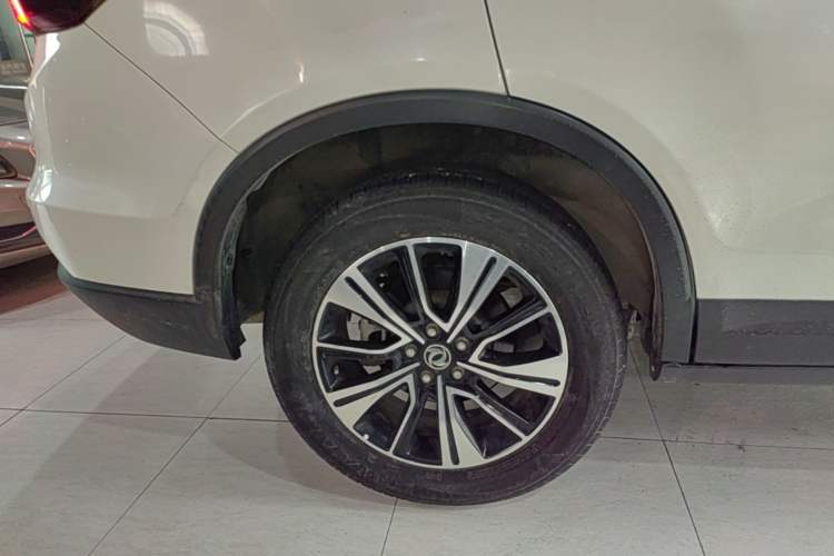 Used Dongfeng Aeolus AX7 2018 Classic 1.6T Automatic Elite Model Right Rear Wheel Hub