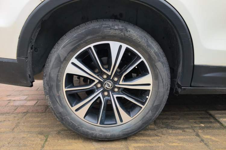 Used Dongfeng Aeolus AX7 2018 Classic 1.6T Automatic Elite Model Right Rear Wheel Hub