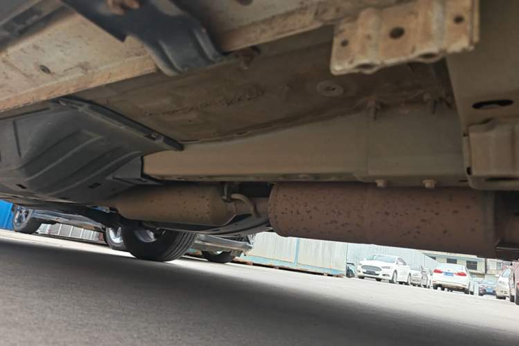Used Dongfeng Aeolus AX7 2018 Classic 1.6T Automatic Luxury Model Right Side Sill