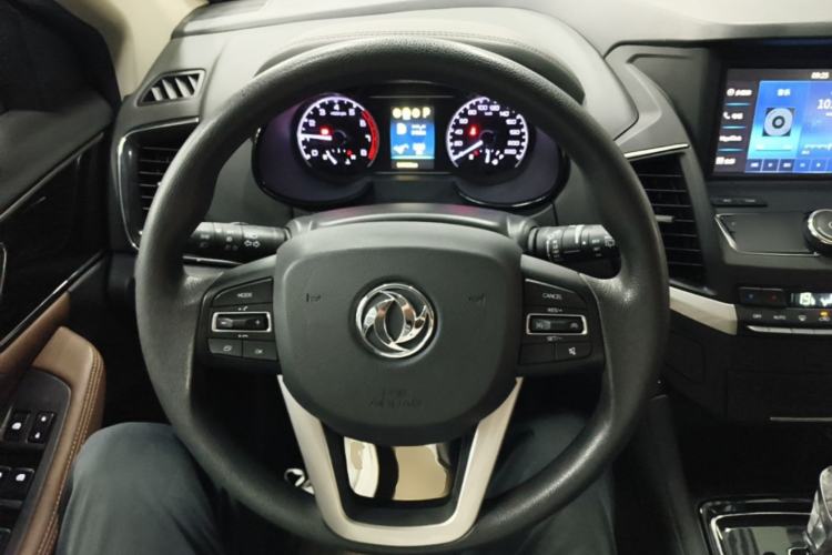 Used Dongfeng Aeolus AX7 2018 Classic 1.6T Automatic Elite Model Steering Wheel