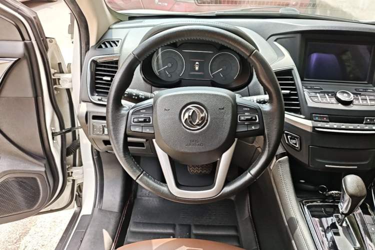 Used Dongfeng Aeolus AX7 2018 Classic 1.6T Automatic Luxury Model Steering Wheel