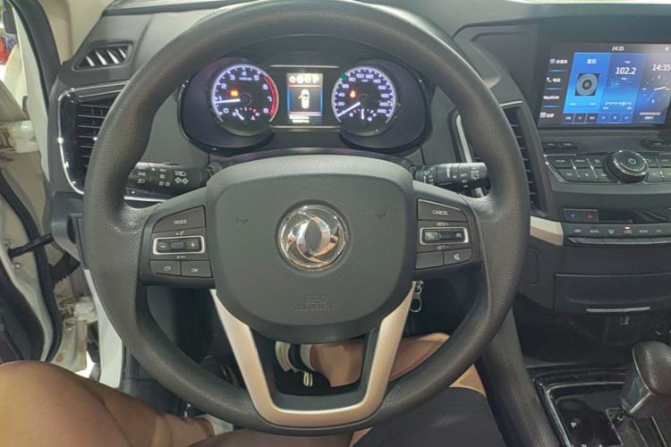 Used Dongfeng Aeolus AX7 2018 Classic 1.6T Automatic Elite Model Steering Wheel