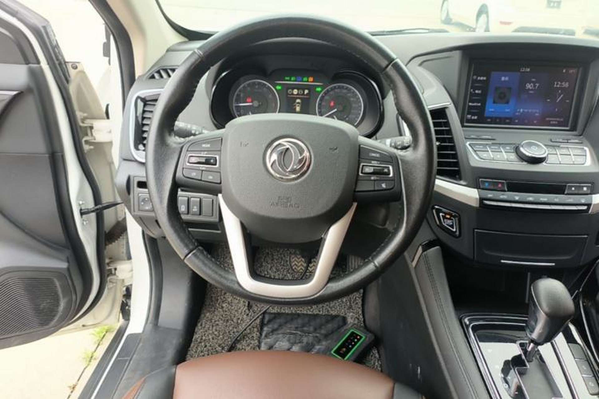 Used Dongfeng Aeolus AX7 2018 Classic 1.6T Automatic Luxury Model Steering Wheel