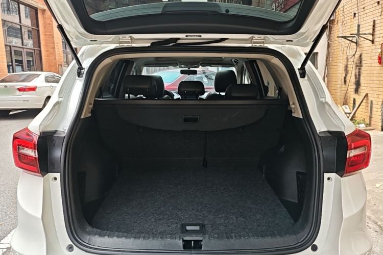 Used Dongfeng Aeolus AX7 2018 Classic 1.6T Automatic Luxury Model Trunk