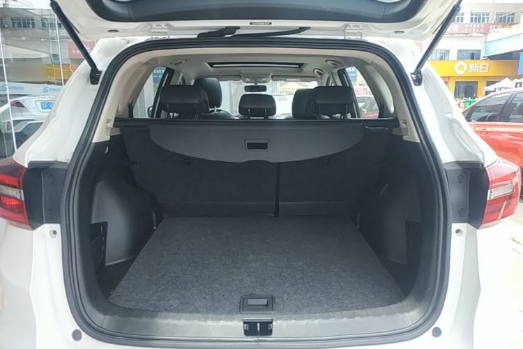 Used Dongfeng Aeolus AX7 2018 Classic 1.6T Automatic Luxury Model Trunk