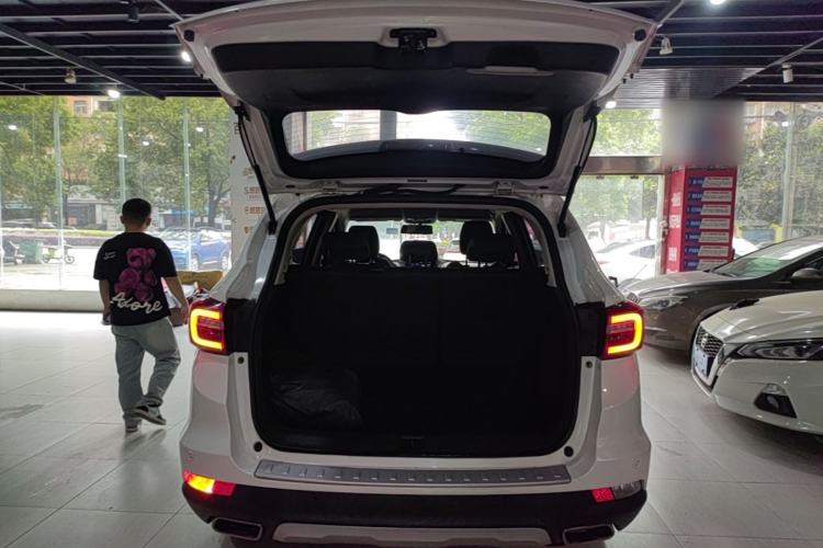 Used Dongfeng Aeolus AX7 2018 Classic 1.6T Automatic Elite Model Trunk