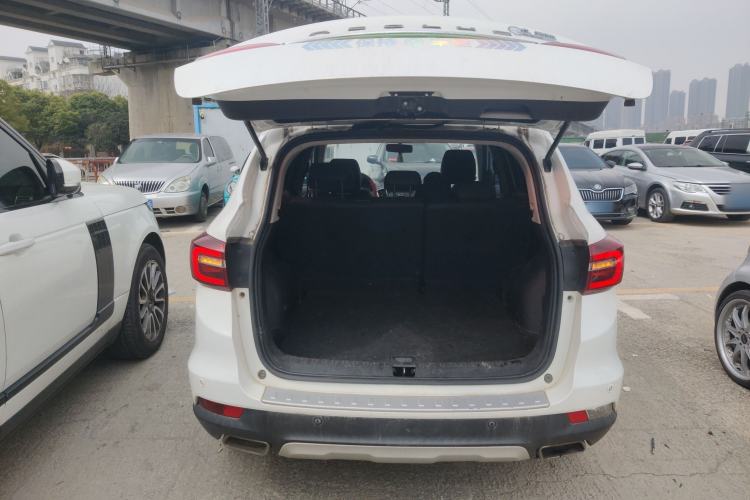 Used Dongfeng Aeolus AX7 2018 Classic 1.6T Automatic Elite Model Trunk
