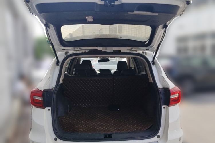 Used Dongfeng Aeolus AX7 2018 Classic 1.6T Automatic Luxury Model Trunk