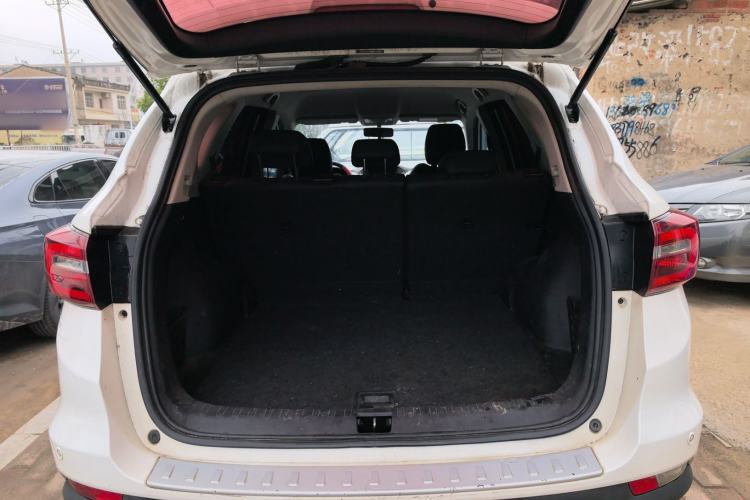 Used Dongfeng Aeolus AX7 2018 Classic 1.6T Automatic Elite Model Trunk
