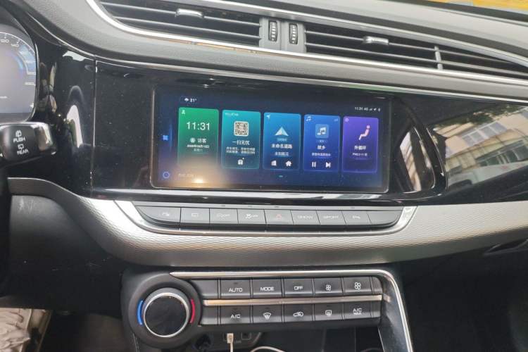Used Dongfeng Aeolus AX7 2019 1.6T Automatic AI Navigation Model China V Standard Audio And AC Panel