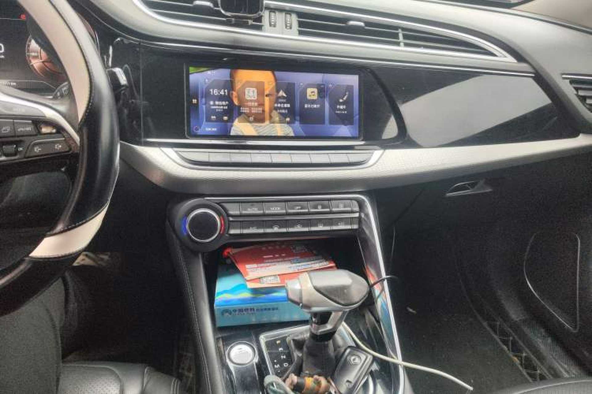 Used Dongfeng Aeolus AX7 2019 1.6T Automatic AI Navigation Model China V Standard Audio And AC Panel