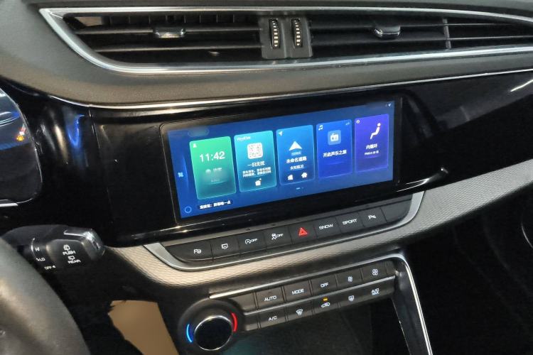 Used Dongfeng Aeolus AX7 2019 1.6T Automatic AI Navigation Model China V Standard Audio And AC Panel