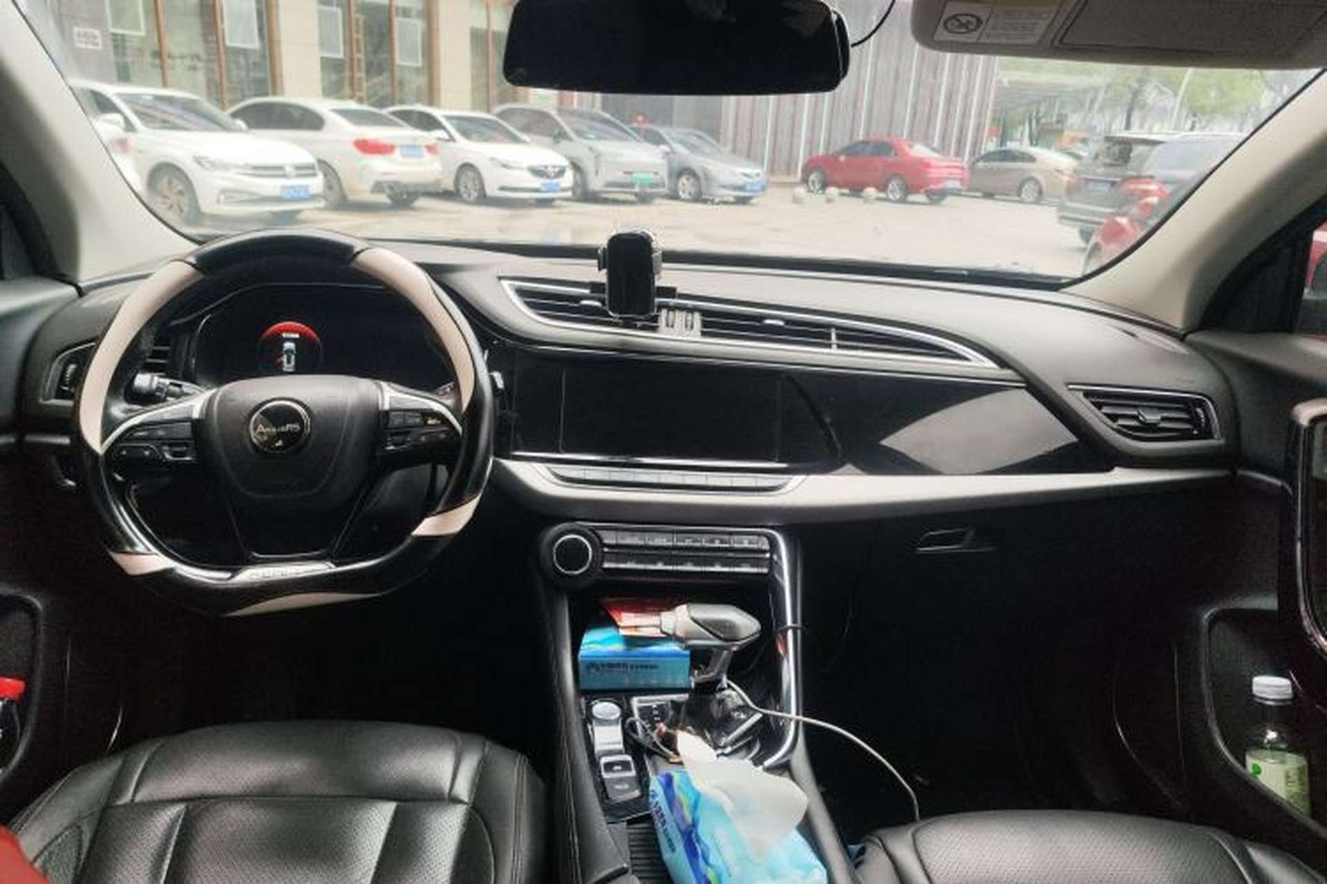 Used Dongfeng Aeolus AX7 2019 1.6T Automatic AI Navigation Model China V Standard Center Console
