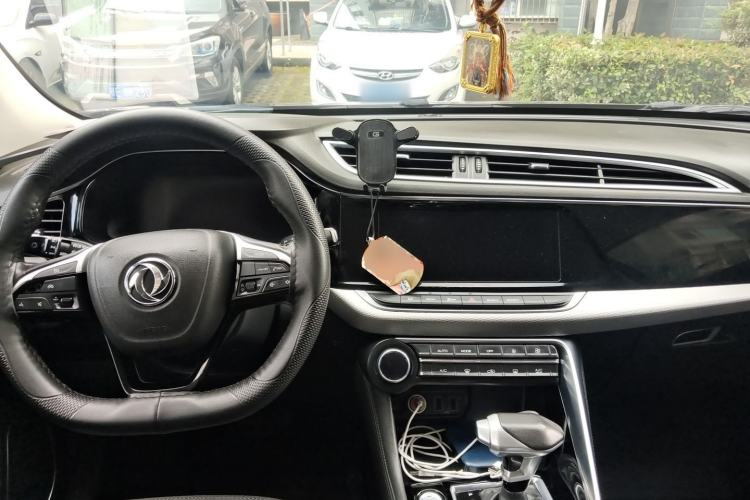 Used Dongfeng Aeolus AX7 2019 1.6T Automatic AI Pioneer Model China V Standard Center Console
