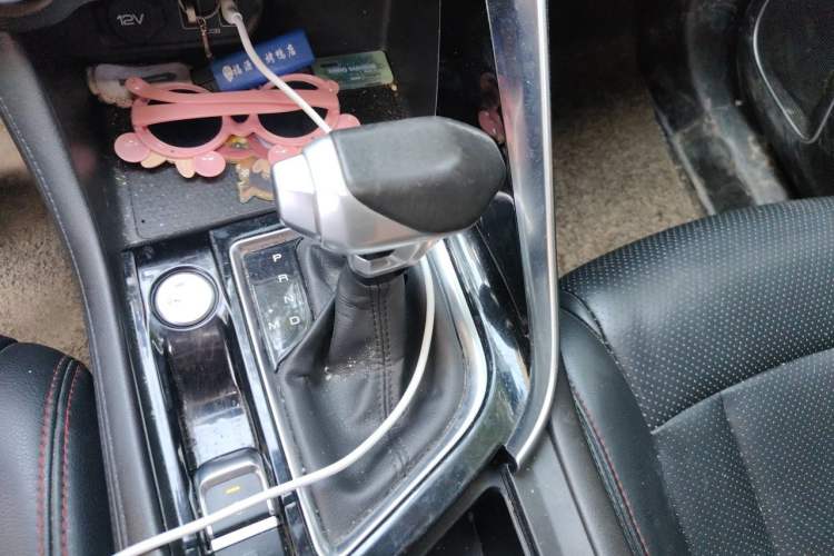 Used Dongfeng Aeolus AX7 2019 1.6T Automatic AI Pioneer Model China V Standard Gear Lever