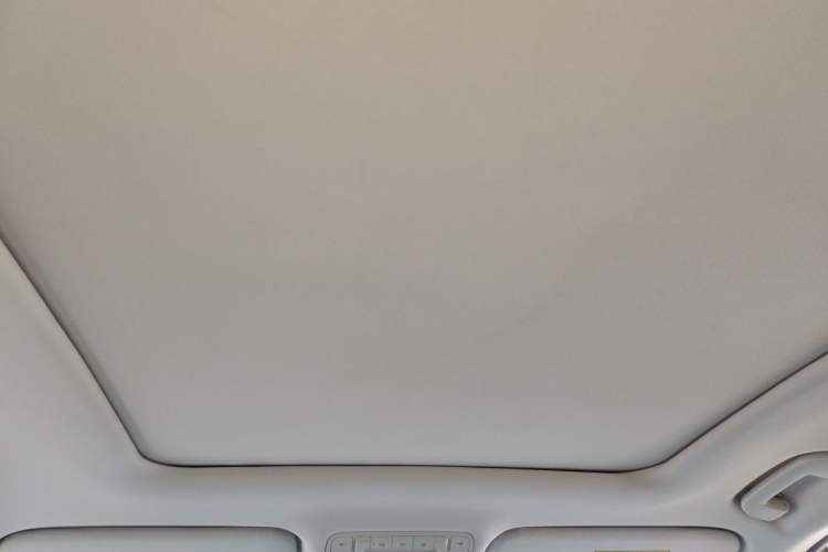 Used Dongfeng Aeolus AX7 2019 1.6T Automatic AI Navigation Model China V Standard Headliner