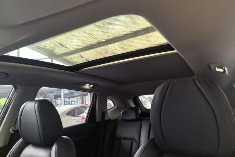 Used Dongfeng Aeolus AX7 2019 1.6T Automatic AI Navigation Model China V Standard Headliner