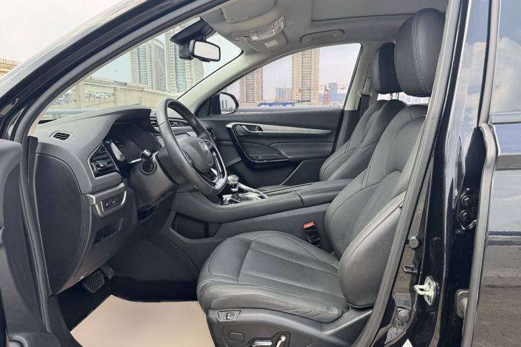Used Dongfeng Aeolus AX7 2019 1.6T Automatic AI Navigation Model China V Standard Interior 3