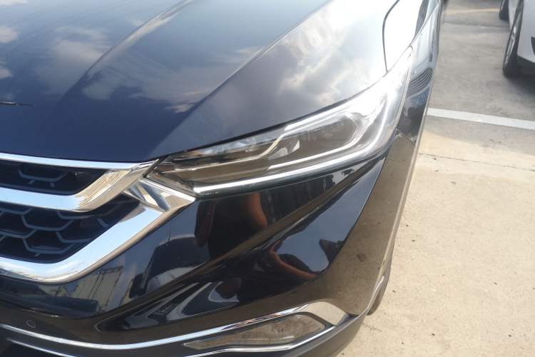 Used Dongfeng Aeolus AX7 2019 1.6T Automatic AI Navigation Model Enjoyment Version China VI Standard Left Front Headlight