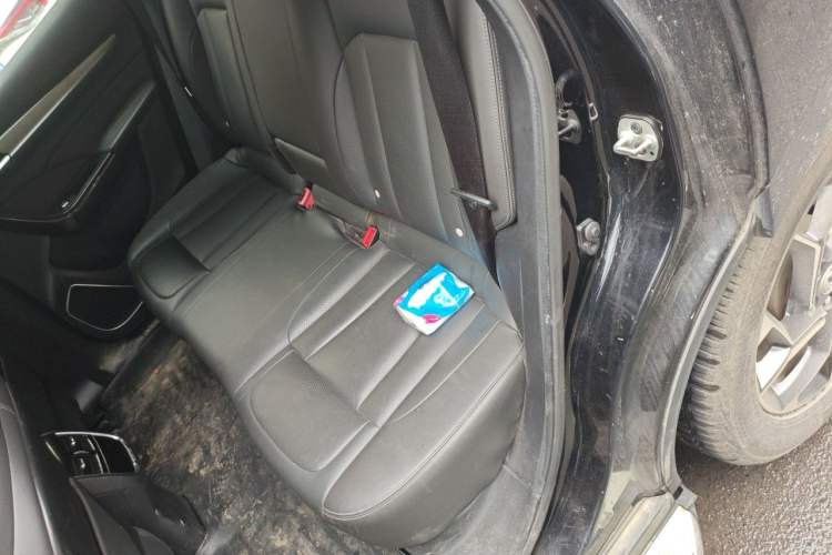 Used Dongfeng Aeolus AX7 2019 1.6T Automatic AI Navigation Model China V Standard Left Rear Seat