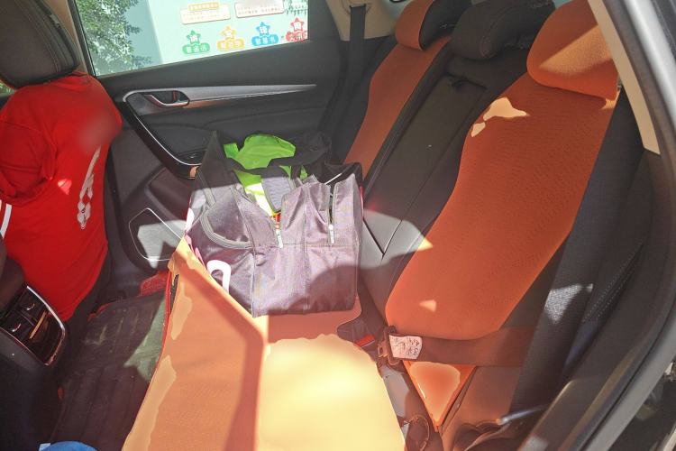 Used Dongfeng Aeolus AX7 2019 1.6T Automatic AI Navigation Model China V Standard Left Rear Seat