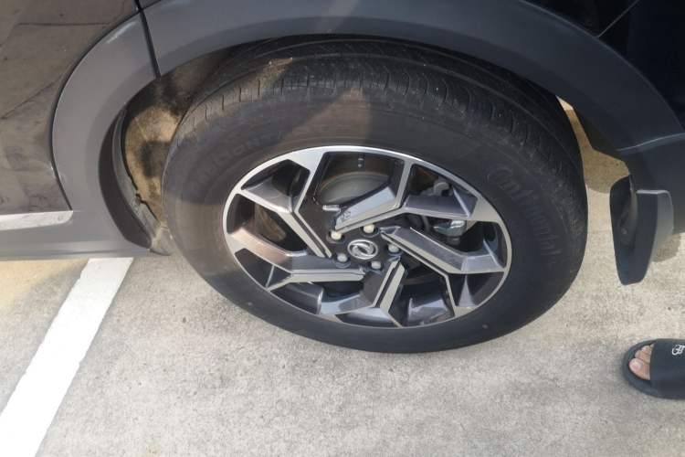 Used Dongfeng Aeolus AX7 2019 1.6T Automatic AI Navigation Model Enjoyment Version China VI Standard Left Rear Wheel Hub