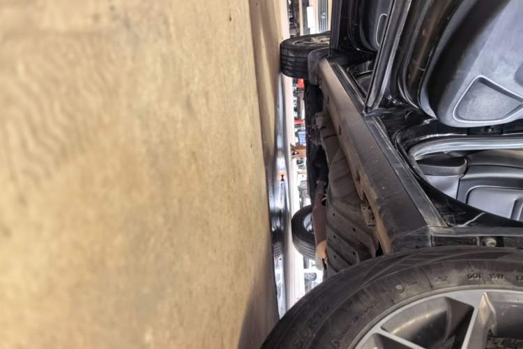 Used Dongfeng Aeolus AX7 2019 1.6T Automatic AI Navigation Model China V Standard Left Side Sill