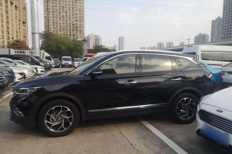 Used Dongfeng Aeolus AX7 2019 1.6T Automatic AI Navigation Model Enjoyment Version China VI Standard Left Side