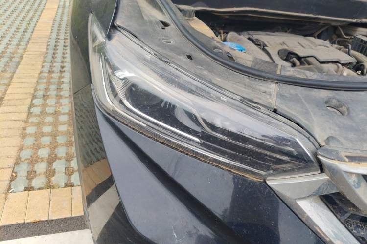 Used Dongfeng Aeolus AX7 2019 1.6T Automatic AI Navigation Model China V Standard Right Front Headlight