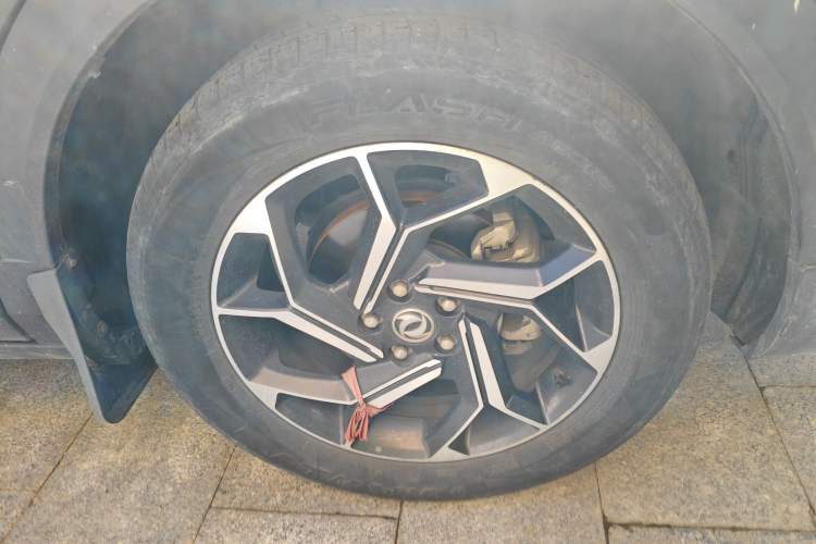 Used Dongfeng Aeolus AX7 2019 1.6T Automatic AI Navigation Model China V Standard Right Front Wheel Hub