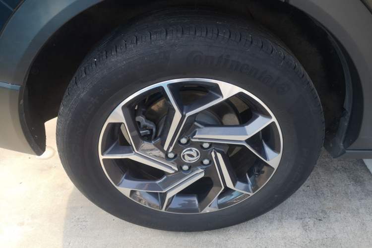 Used Dongfeng Aeolus AX7 2019 1.6T Automatic AI Navigation Model Enjoyment Version China VI Standard Right Rear Wheel Hub