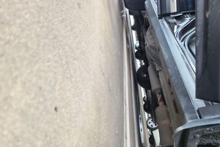 Used Dongfeng Aeolus AX7 2019 1.6T Automatic AI Navigation Model China V Standard Right Side Sill