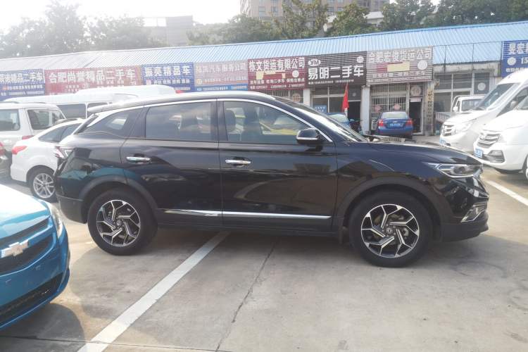 Used Dongfeng Aeolus AX7 2019 1.6T Automatic AI Navigation Model Enjoyment Version China VI Standard Right Side