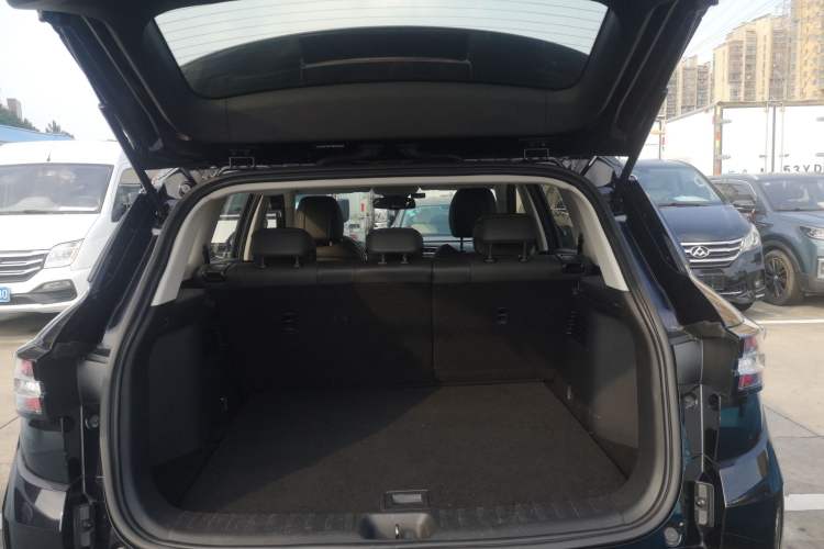 Used Dongfeng Aeolus AX7 2019 1.6T Automatic AI Navigation Model Enjoyment Version China VI Standard Trunk
