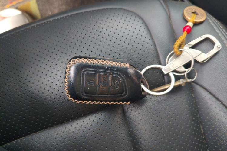 Used Dongfeng Aeolus AX7 2019 1.6T Automatic AI Navigation Model China V Standard Vehicle Key