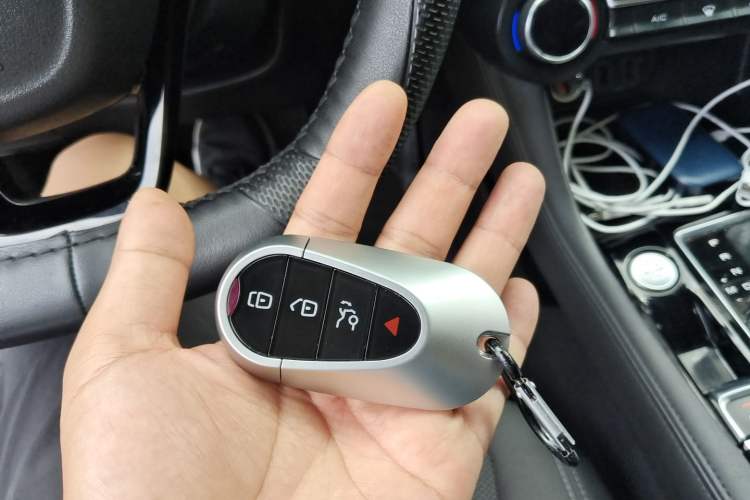 Used Dongfeng Aeolus AX7 2019 1.6T Automatic AI Pioneer Model China V Standard Vehicle Key