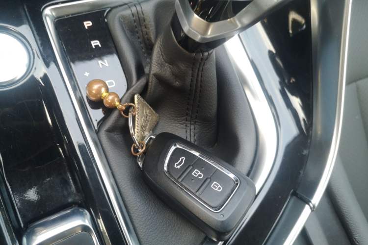 Used Dongfeng Aeolus AX7 2019 1.6T Automatic AI Navigation Model Enjoyment Version China VI Standard Vehicle Key