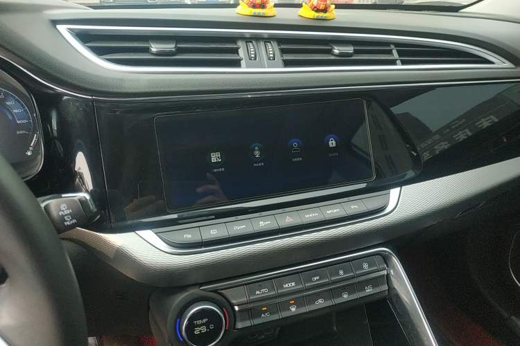 Used Dongfeng Aeolus AX7 2019 1.6T Automatic AI Navigation Model China V Standard Audio And AC Panel