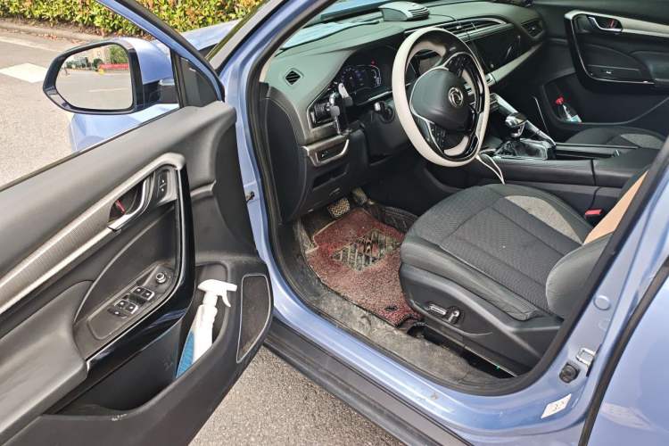 Used Dongfeng Aeolus AX7 2019 1.6T Automatic AI Pioneer Model China V Standard Driver Seat