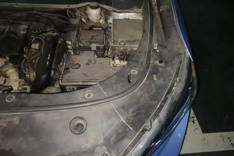 Used Dongfeng Aeolus AX7 2019 1.6T Automatic AI Navigation Model China V Standard Engine Bay Left