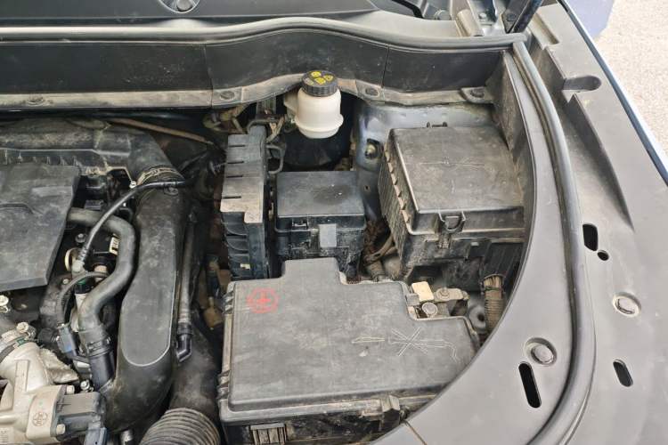 Used Dongfeng Aeolus AX7 2019 1.6T Automatic AI Pioneer Model China V Standard Engine Bay Left