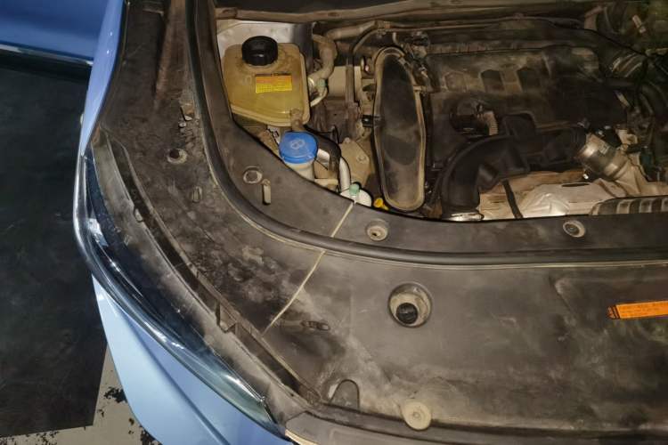 Used Dongfeng Aeolus AX7 2019 1.6T Automatic AI Navigation Model China V Standard Engine Bay Right